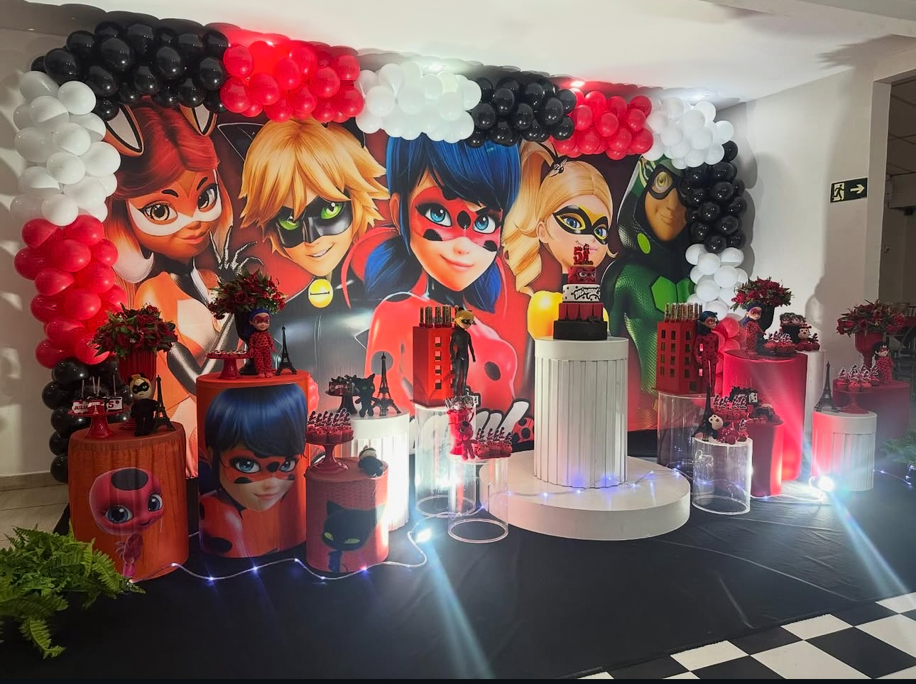 Decoração Clássica - Inclusa no Buffet - foto 1